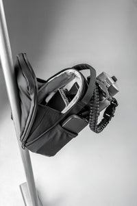 Magnetic Sports Shoulder Bag